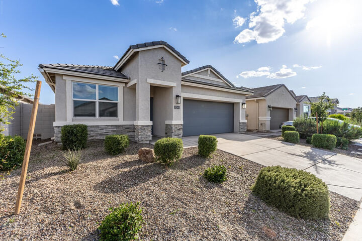 Property Photo:  3241 W Shanley Avenue  AZ 85120 