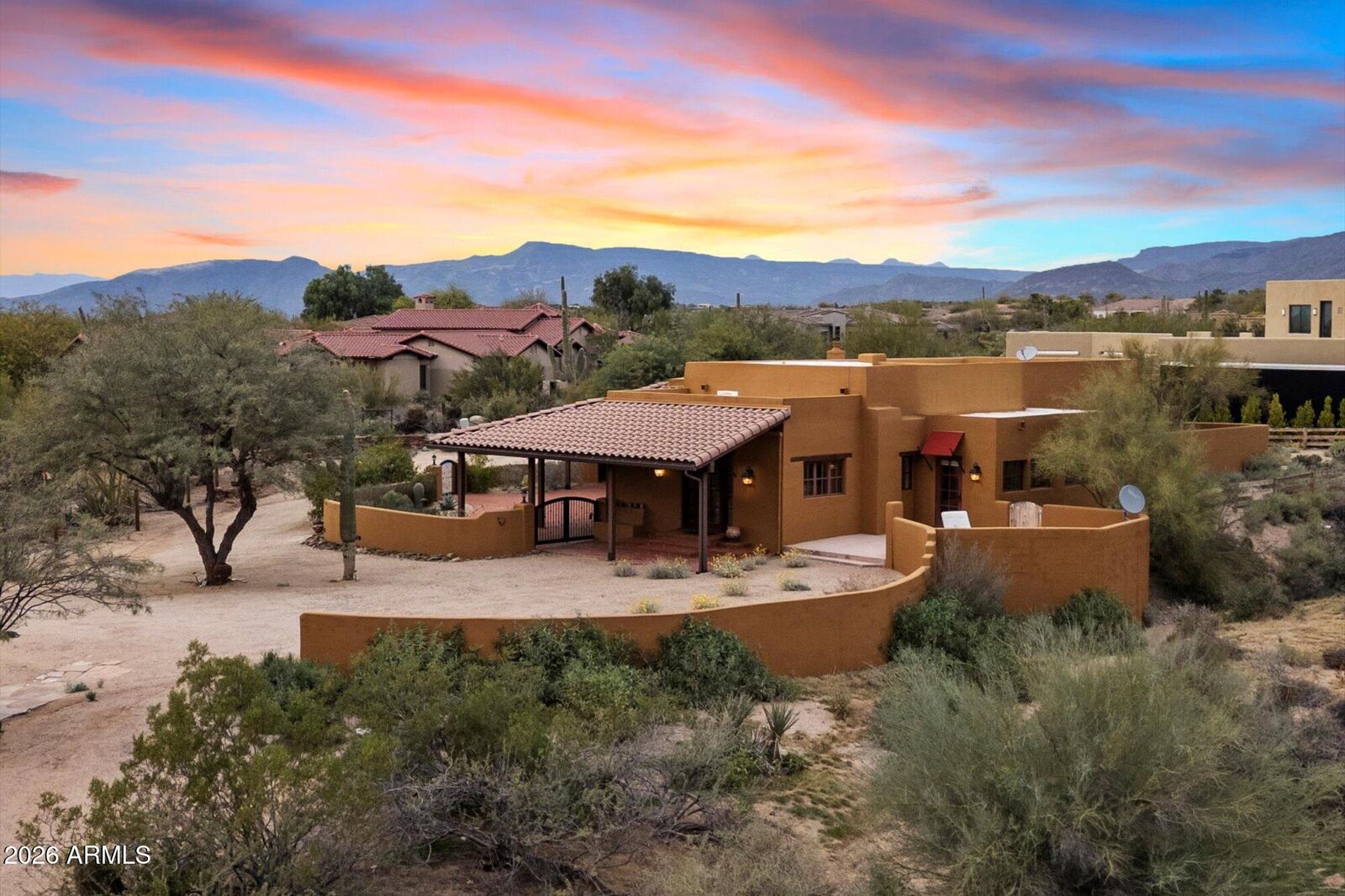 Property Photo:  8400 E Smokehouse Trail  AZ 85266 