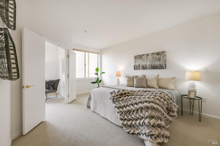 Property Photo:  200 Deer Valley Road 2G  CA 94903 