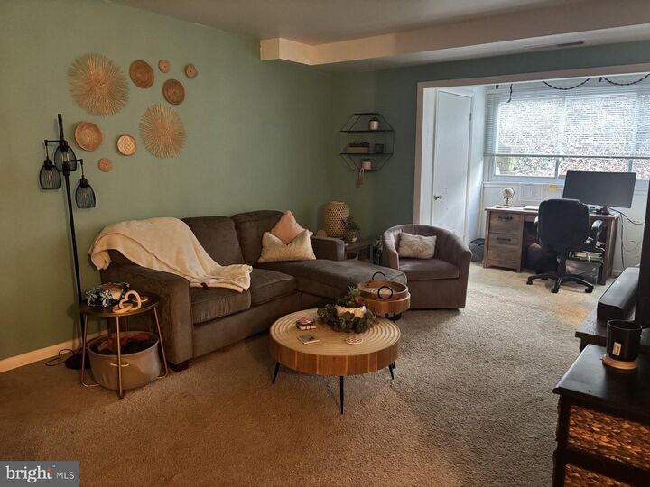 Property Photo:  140 Royal Oak Drive C 140-C  MD 21015 