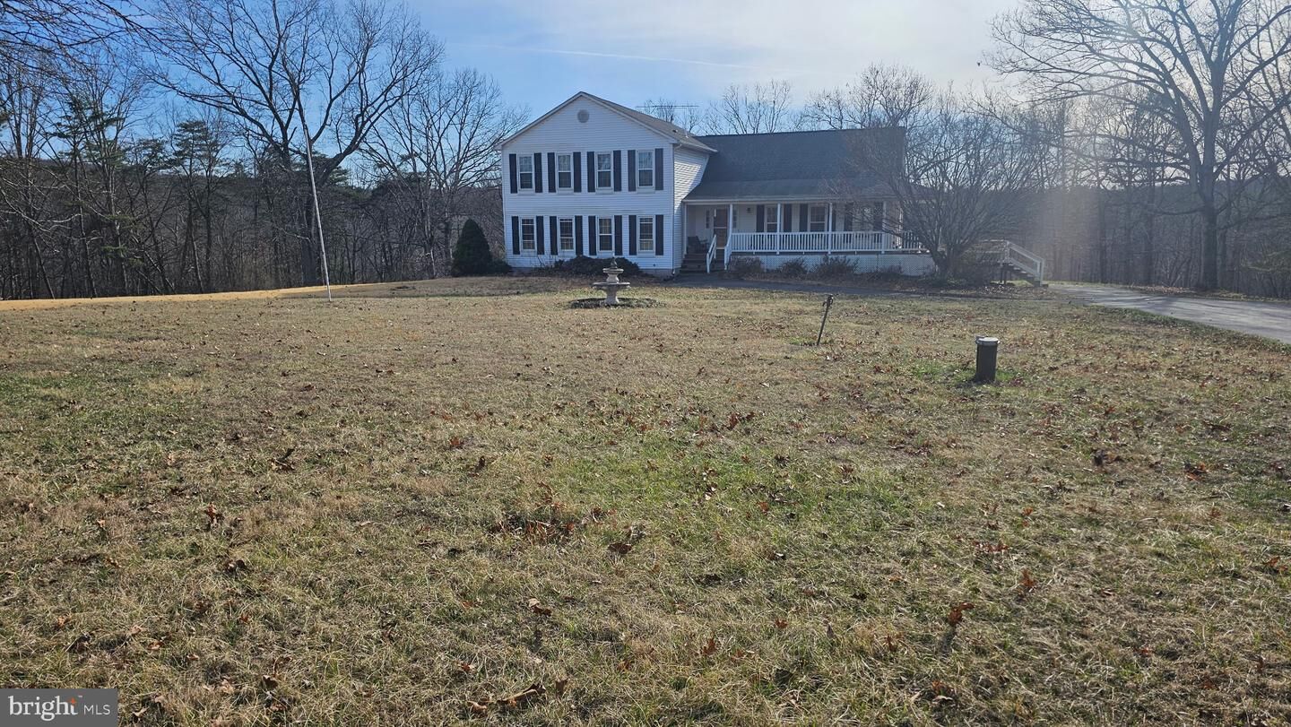 Property Photo: 180 Goldfinch Lane VA 22637