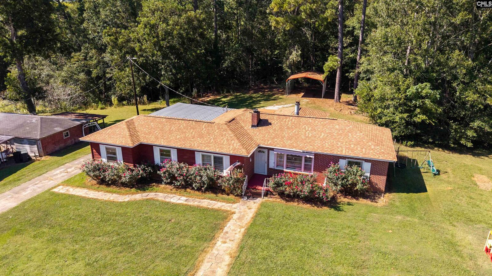 Property Photo:  10 Oak  SC 29692 