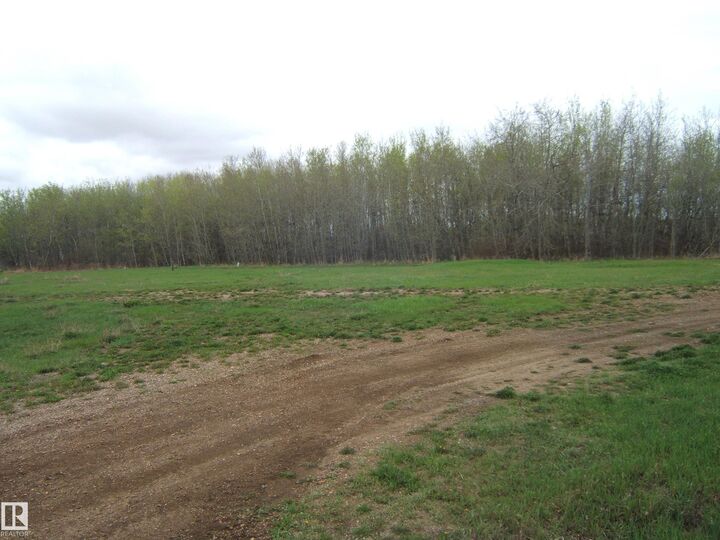 Property Photo: 5302 46 Avenue AB T0B 4K0