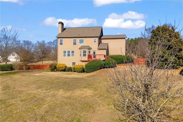 Property Photo:  176 Market Way  GA 30549 