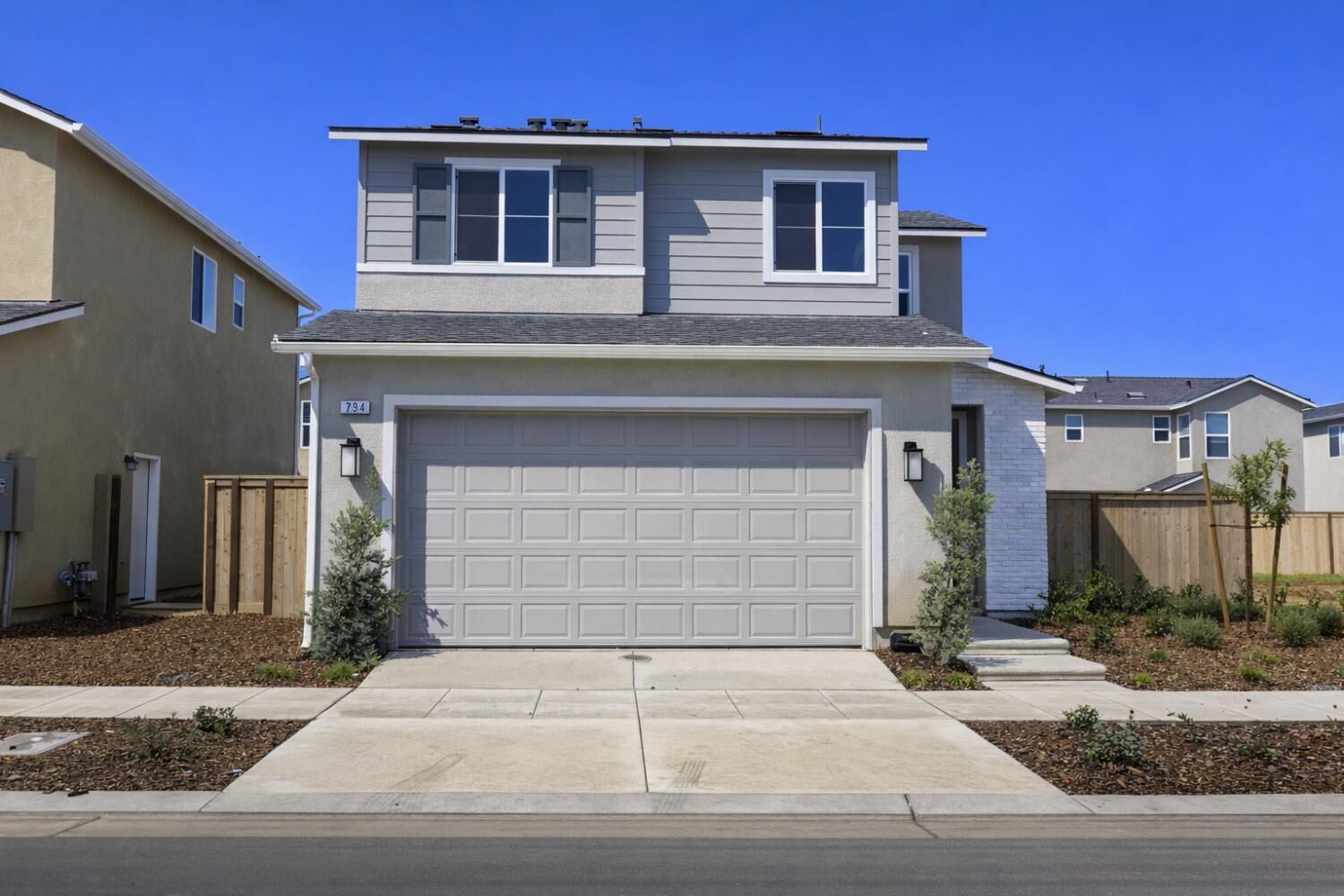 Property Photo:  794 Lauren Avenue  CA 93636 