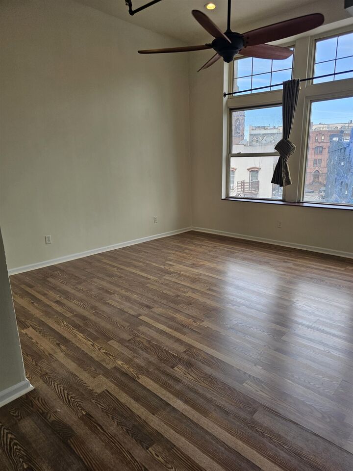 Property Photo:  173 Newark Ave 4  NJ 07302 