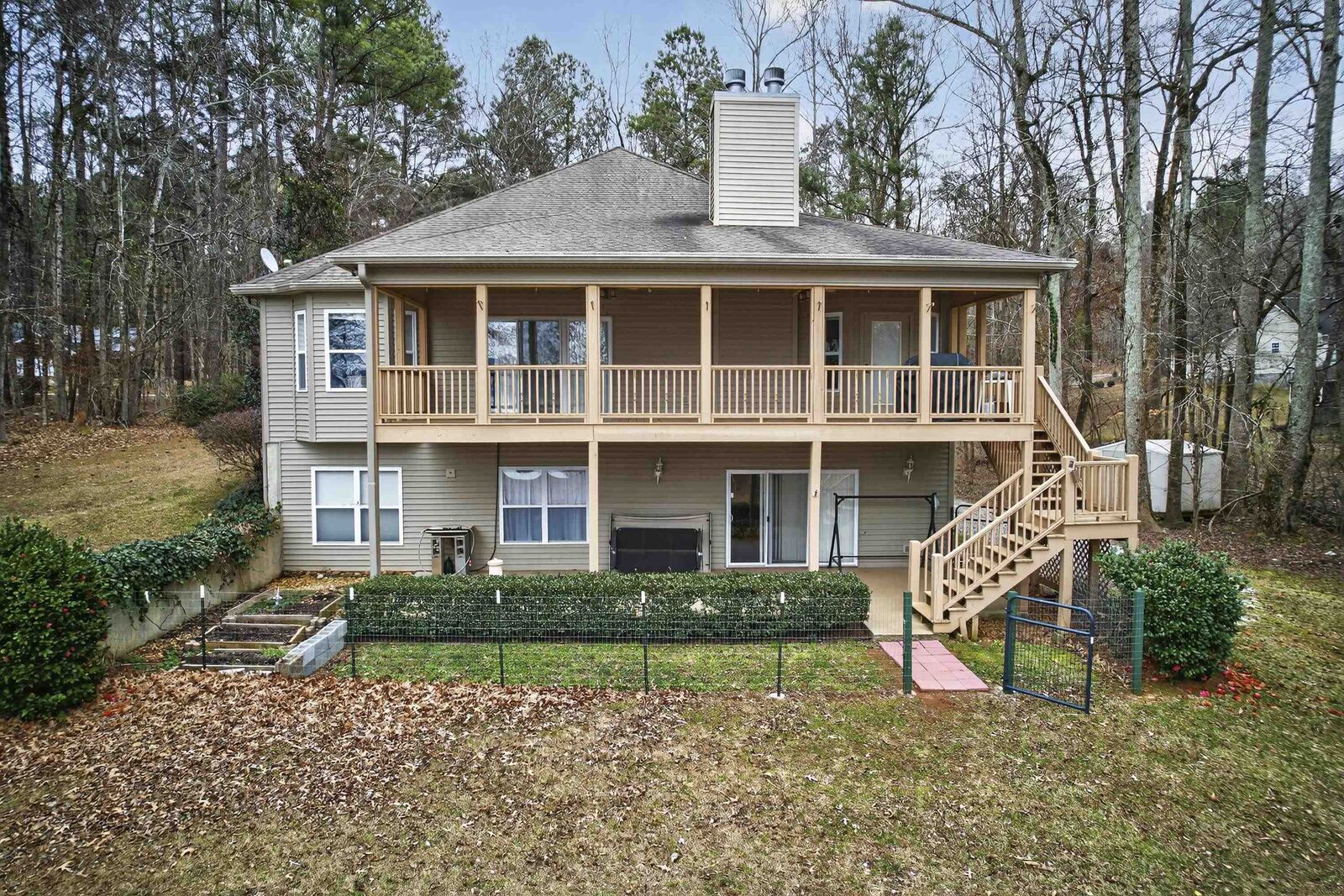 Property Photo:  307 E River Bend Drive  GA 31024 