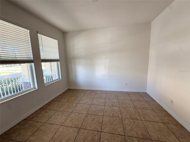 Property Photo: 7605 Ripplepointe Way FL 34786