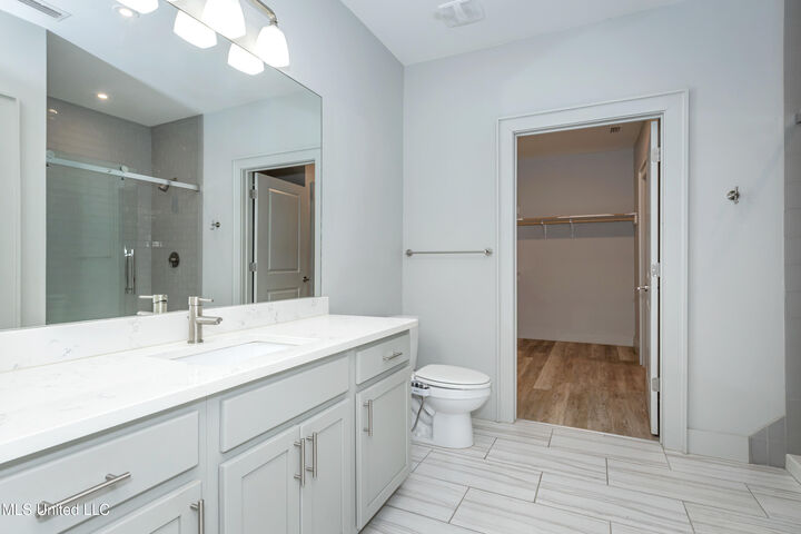 Property Photo: 2501 Bienville Boulevard MS 39564