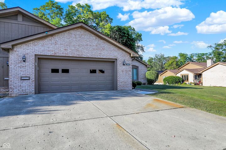 Property Photo:  3628 Woodglen Way  IN 46011 