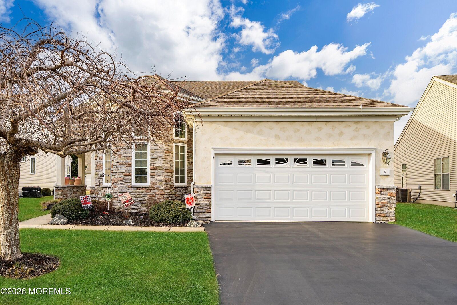 Property Photo:  6 Sable Court  NJ 08005 