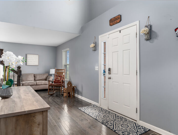 Property Photo:  1802 Oxford Way  IL 60431 