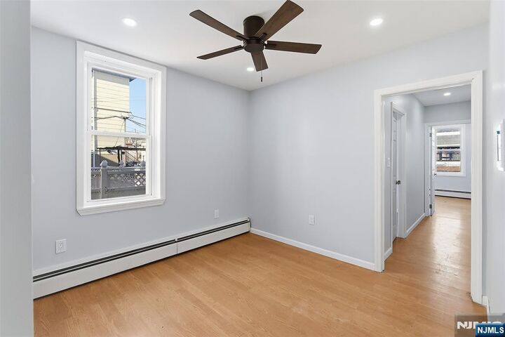 Property Photo:  280 Wilson Avenue 2L  NJ 07032 