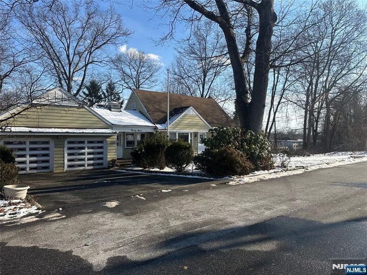 Property Photo:  97 Wortendyke Avenue  NJ 07630 