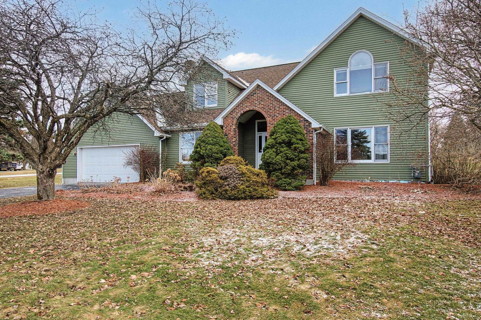 Property Photo: 7 Bay View Drive VT 05478