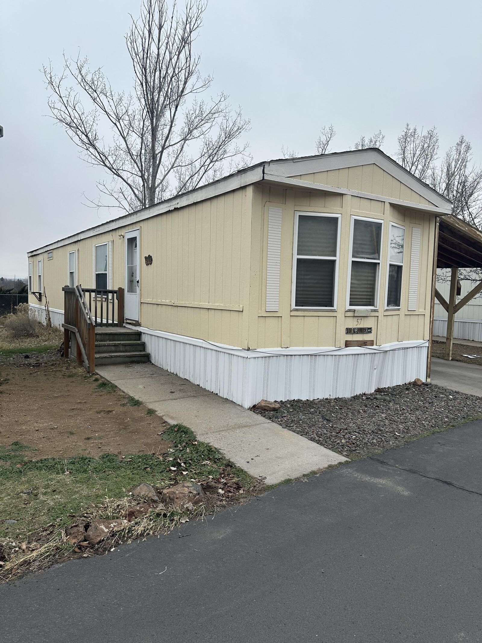 Property Photo:  450 SW Roosevelt Street Unit 57  OR 97741 