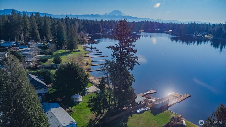 Property Photo: 30961 E Lake Morton Drive SE WA 98042