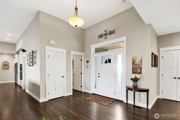 Property Photo:  2738  Jenjar Avenue  WA 98248 