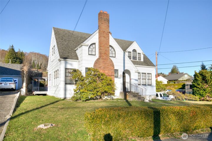 Property Photo: 1700 W 6th Street WA 98520