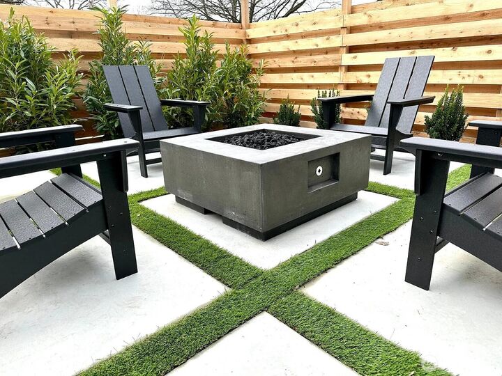 Property Photo:  2100  1st Avenue W  WA 98119 