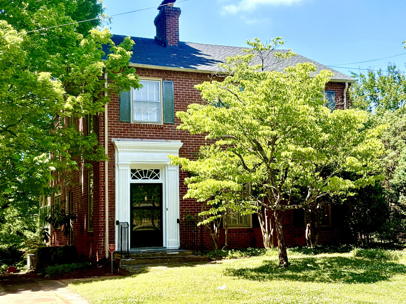 Property Photo:  602 E Madison Avenue  TN 37303 
