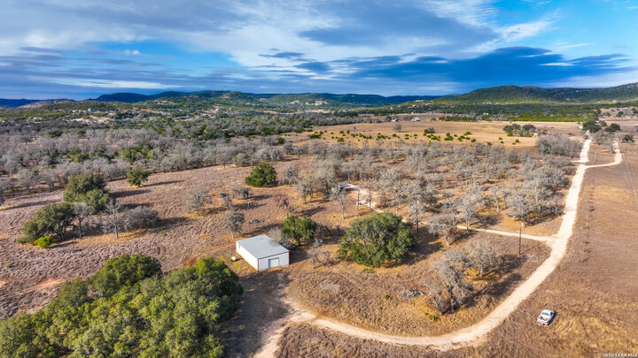 Property Photo:  455 Hubble  TX 78055 