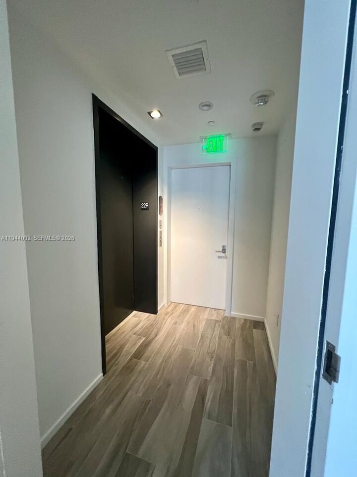 Property Photo:  801 S Miami Ave 2203  FL 33130 