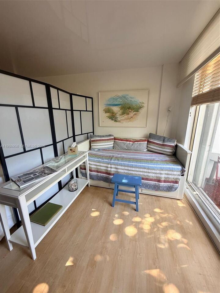 Property Photo: 155 Ocean Lane Dr 113C FL 33149