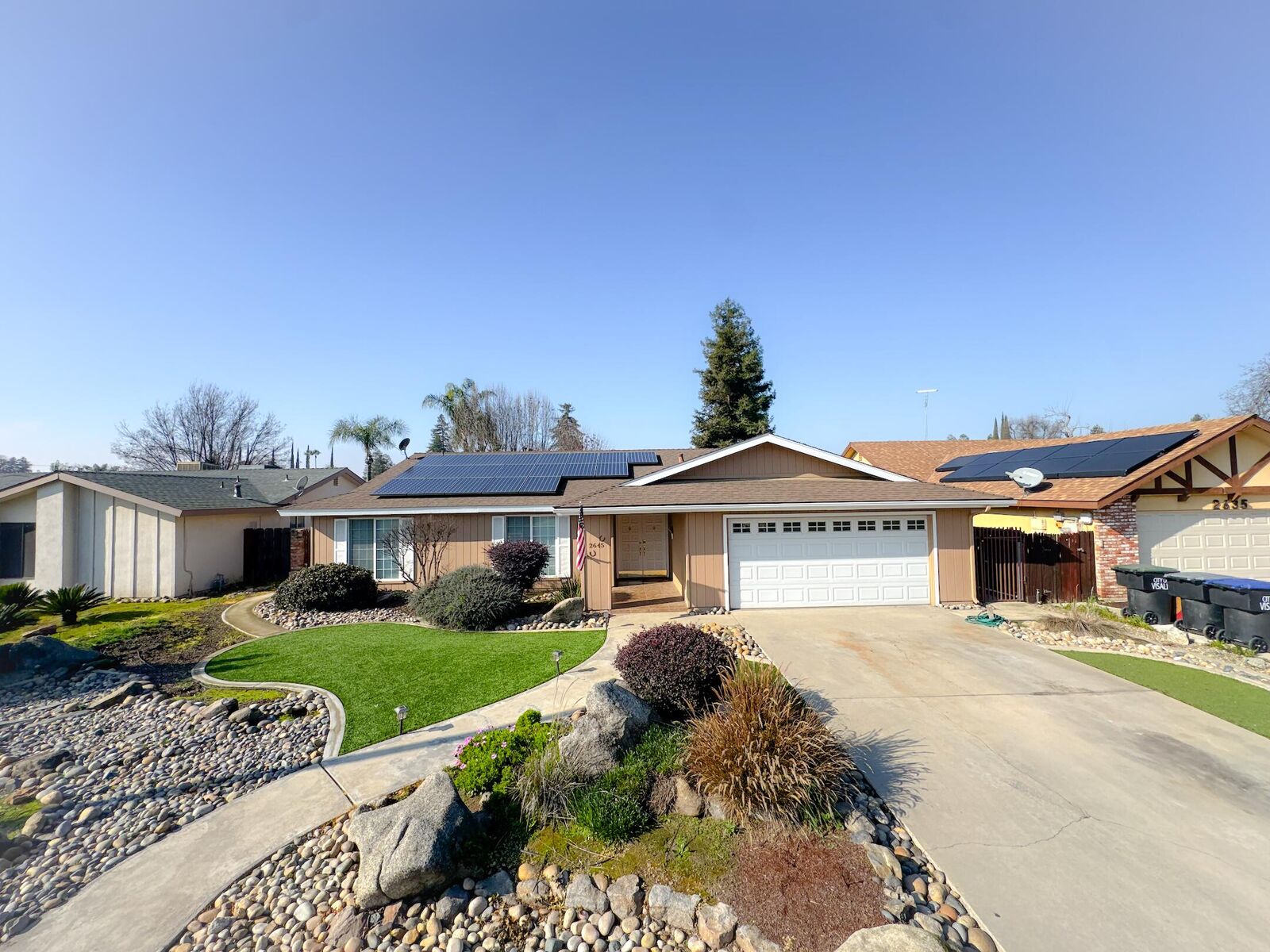 Property Photo:  2645 S Stevenson Street  CA 93277 