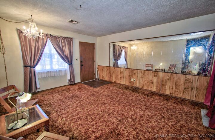 Property Photo: 1234 S 31st Street W OK 74401