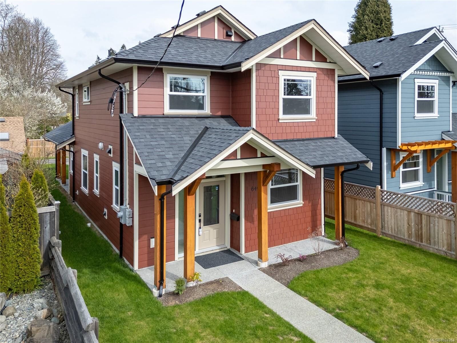 Property Photo:  649 5th St  BC V9N 1K5 