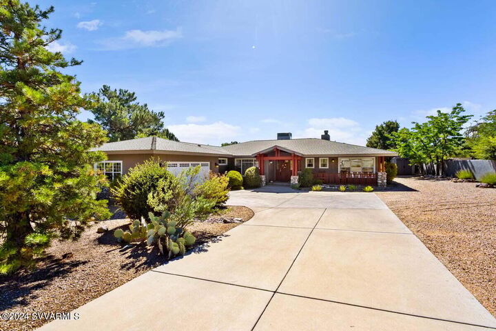 Property Photo:  581 Everett Lane  AZ 86324 