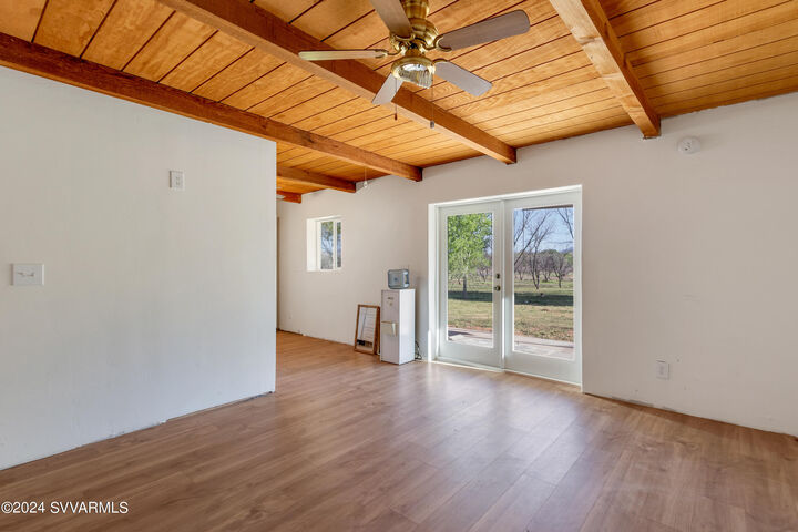 Property Photo:  487 E Quarterhorse Lane  AZ 86322 