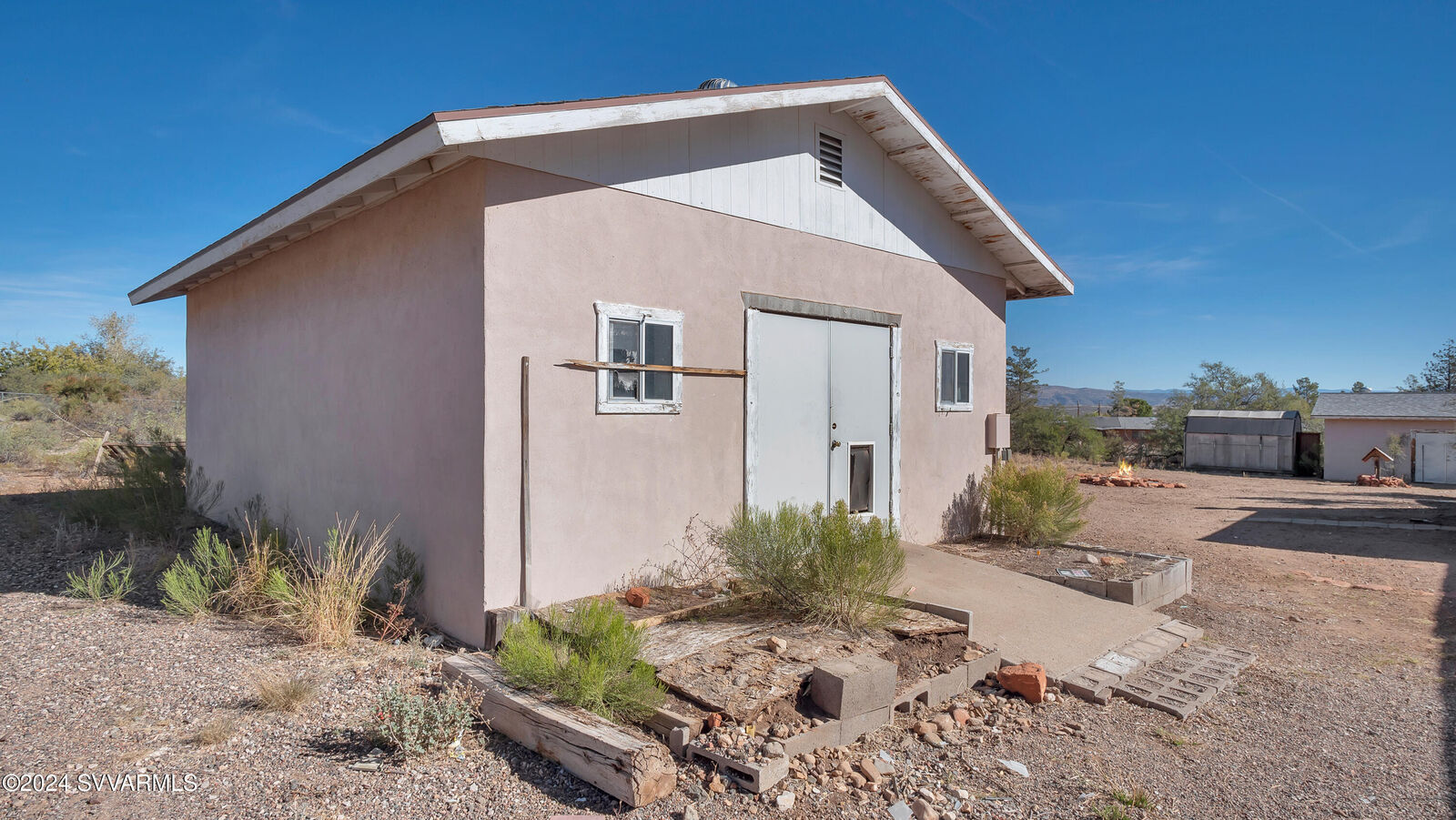 Property Photo:  380 E Fourth Avenue  AZ 86326 