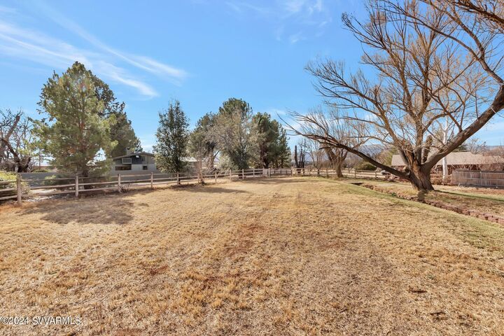 Property Photo:  990 Alvey Lane  AZ 86325 