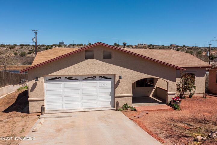 Property Photo:  5725 N Bentley Drive  AZ 86335 