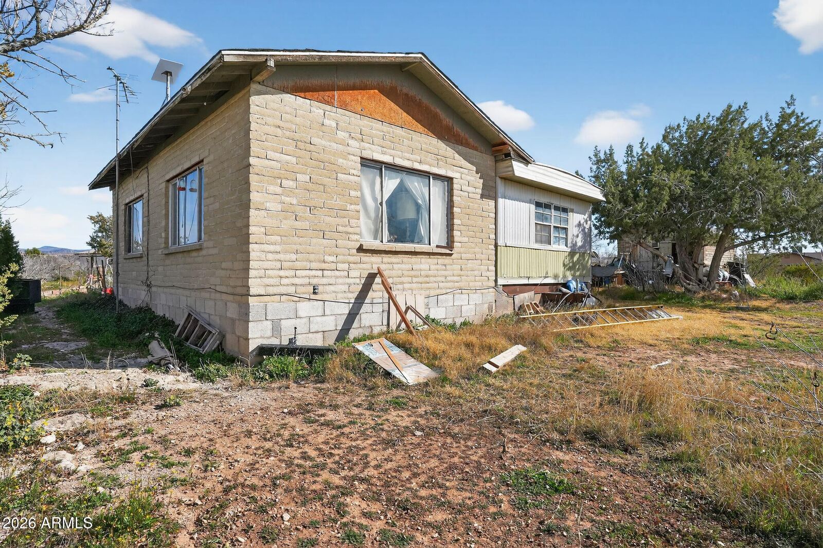 Property Photo:  3470 E Airport Drive  AZ 86335 