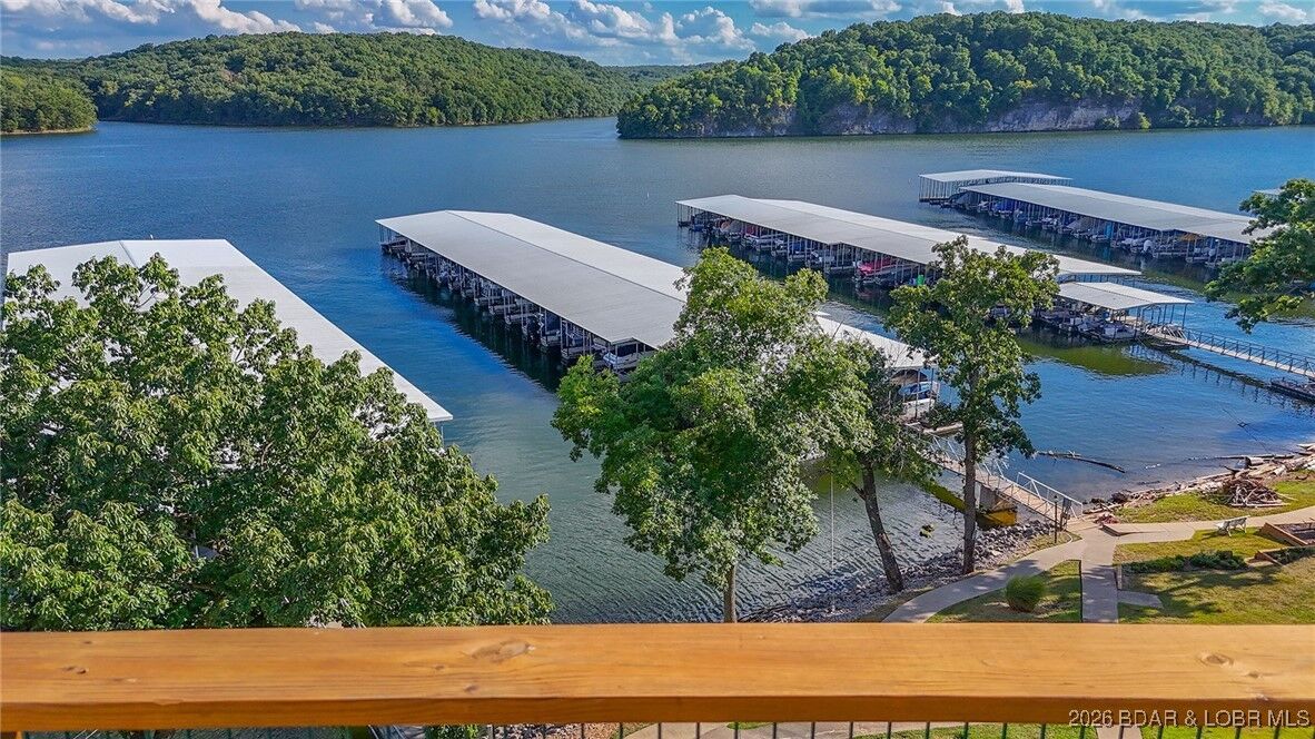 Property Photo:  601 Park Place Drive 4D  MO 65047 