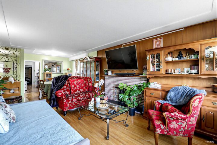 Property Photo:  3091 Renfrew Street  BC V5M 3K7 