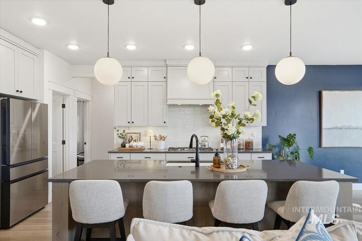 Property Photo:  398 S Big Star Ln  ID 83616 