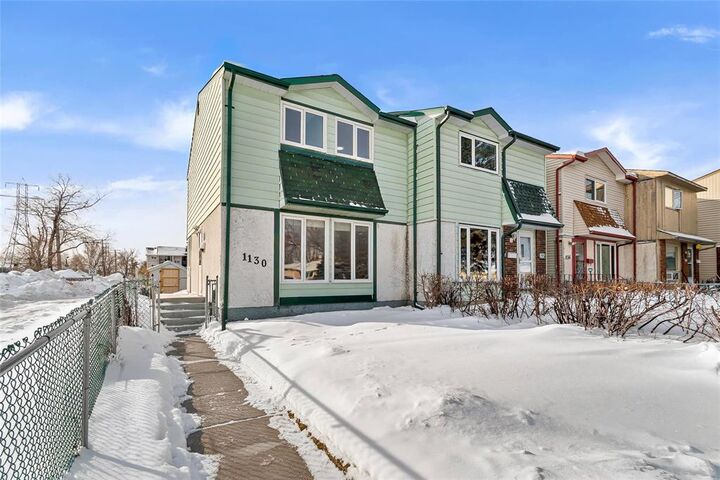 Property Photo:  1130 Beauty Avenue  MB R2P 1G6 