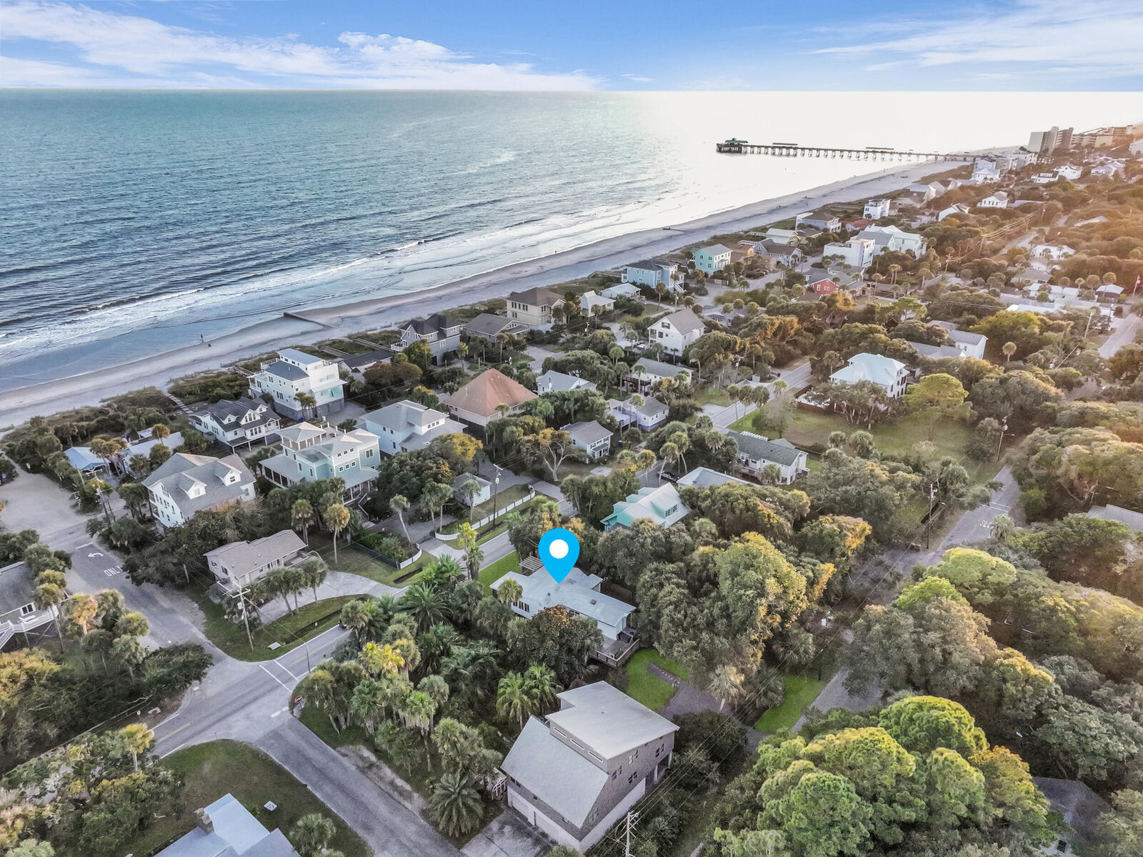 Property Photo: 418 E Ashley Avenue SC 29439