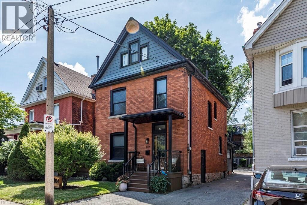 Photo de la propriété:  104 South Garfield Avenue South  ON L8M 2S2 