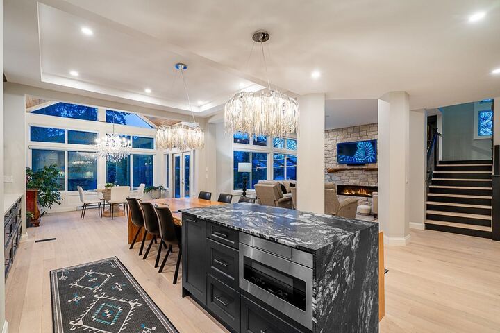 Property Photo:  15448 33A Avenue  BC V3Z 0K6 