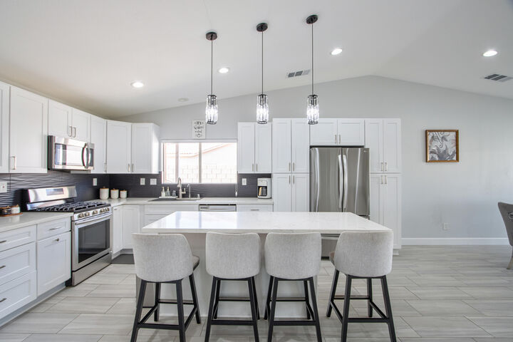 Property Photo:  81358 Avenida Blanca  CA 92201 