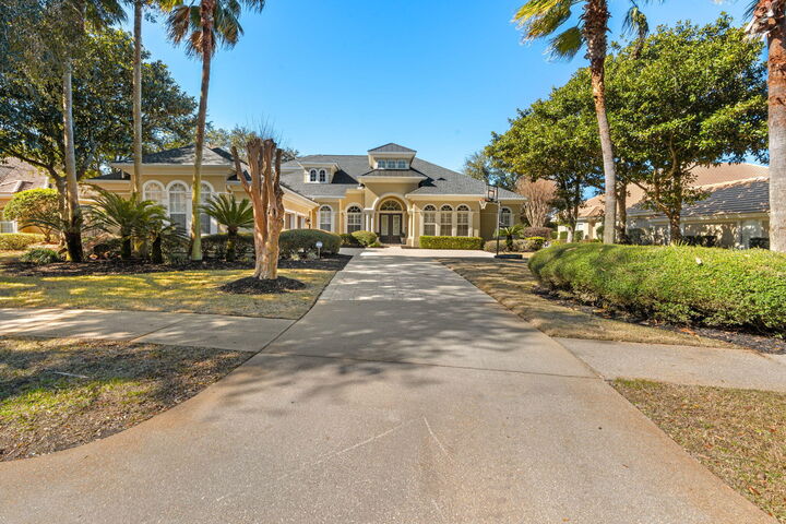 Property Photo:  4327 Stonebridge Road  FL 32541 