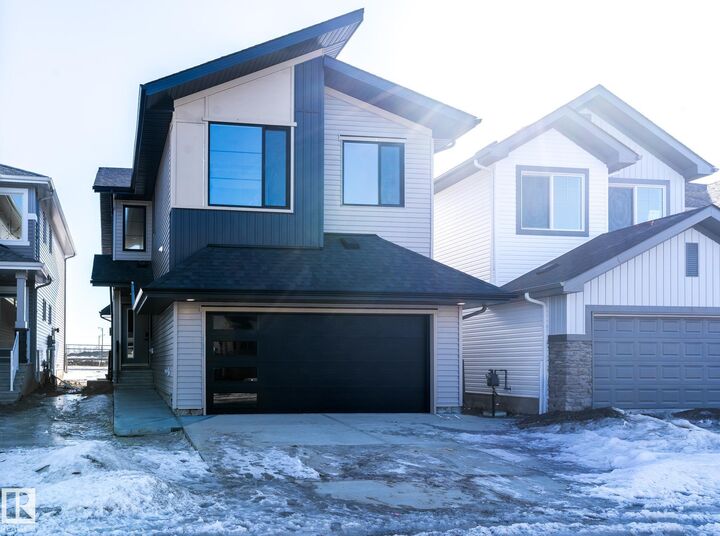 Property Photo:  935 18 Avenue NW  AB T6T 2X3 