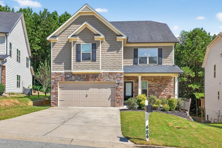 Property Photo: 484 Crestmont Lane GA 30114
