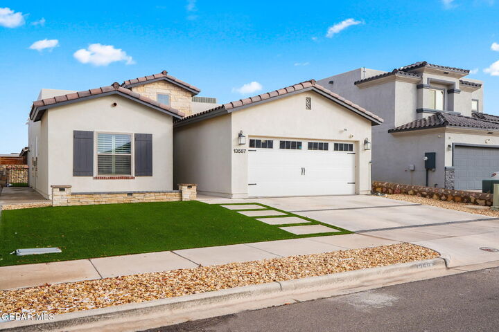 Property Photo:  13587 Lawkland Street  TX 79928 