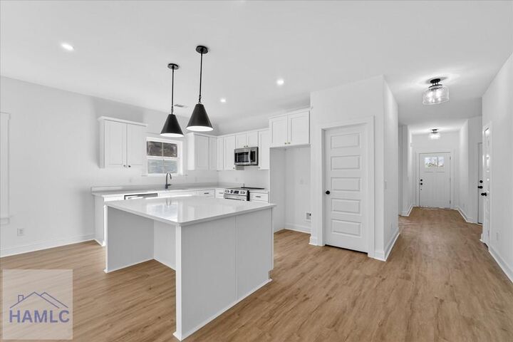 Property Photo:  1072 Cottage Way  GA 31305 